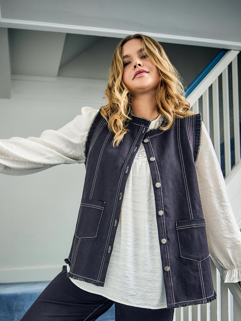 ZOEY AMY VEST Vest Black