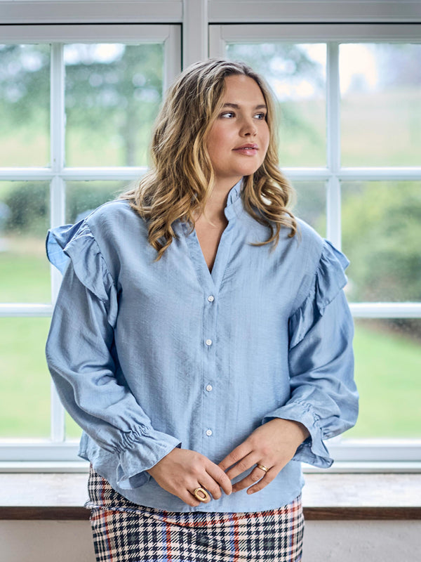 ZOEY CARLA BLOUSE Blouses 304 Sky Blue