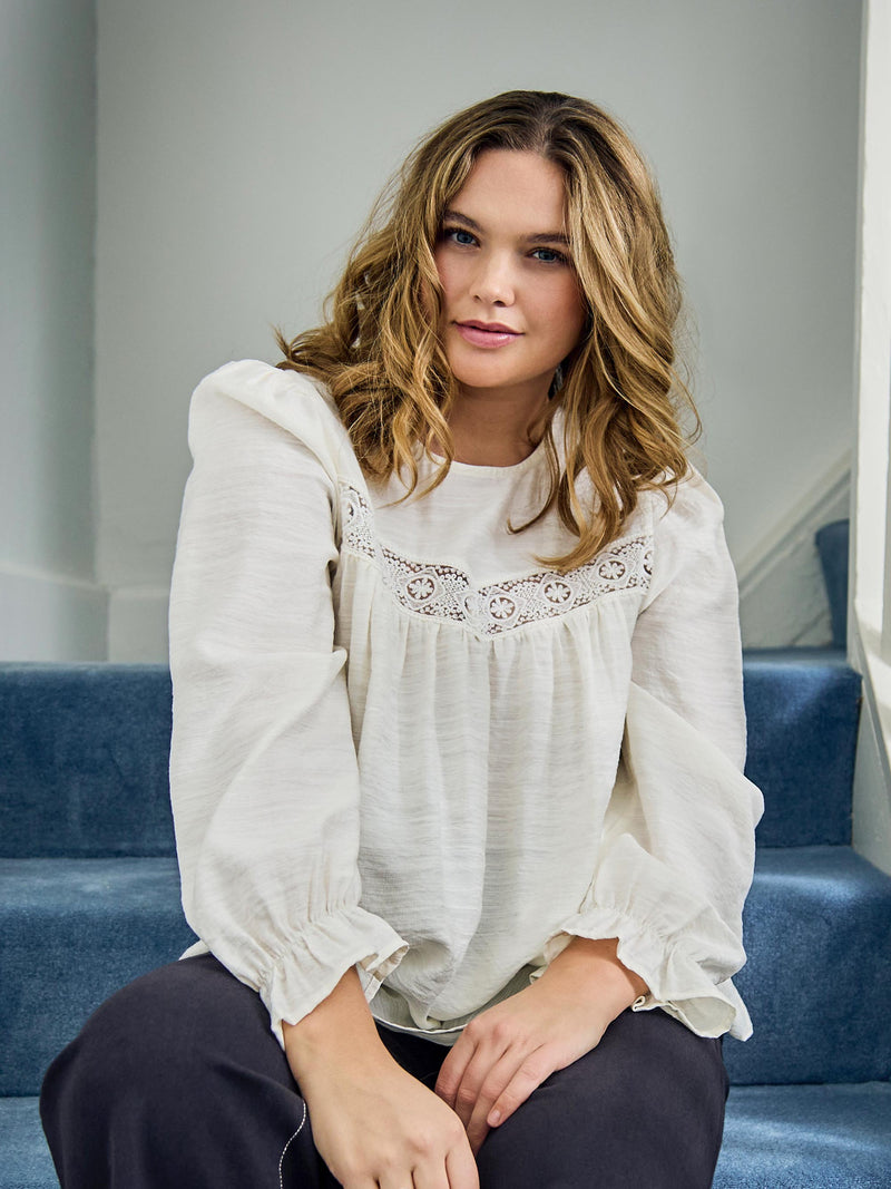 ZOEY EVIE BLOUSE Blouses 002 Creme