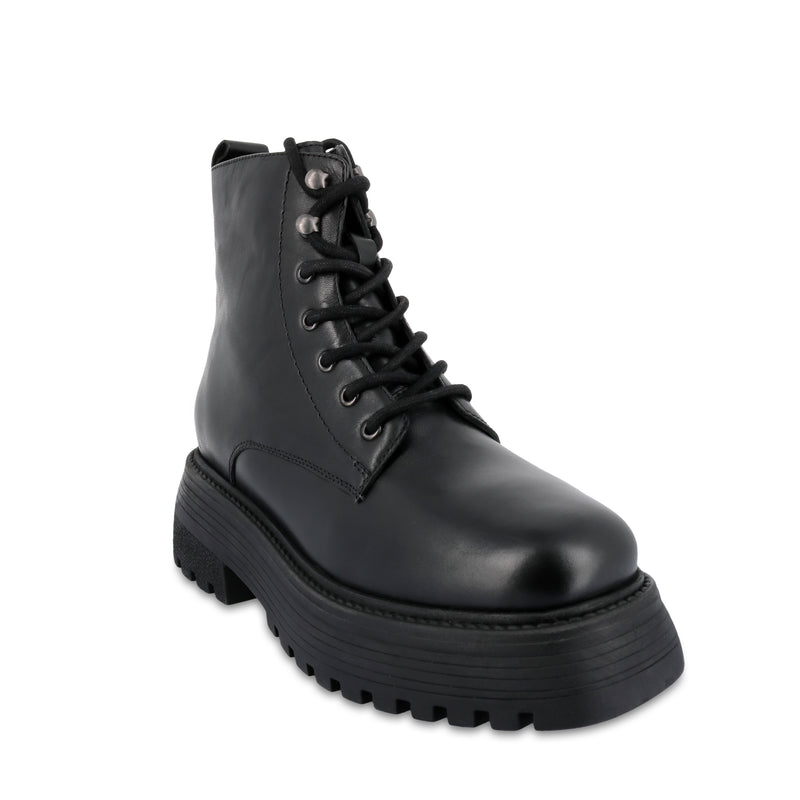 ZOEY JAZLYNN BOOTS Boots Black